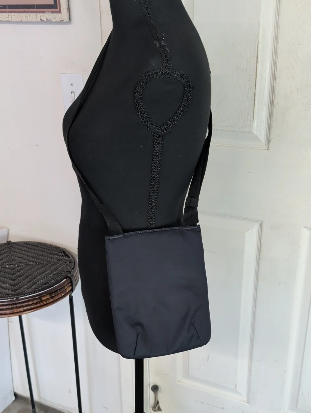 New Balance Urban Sling Bag NWT